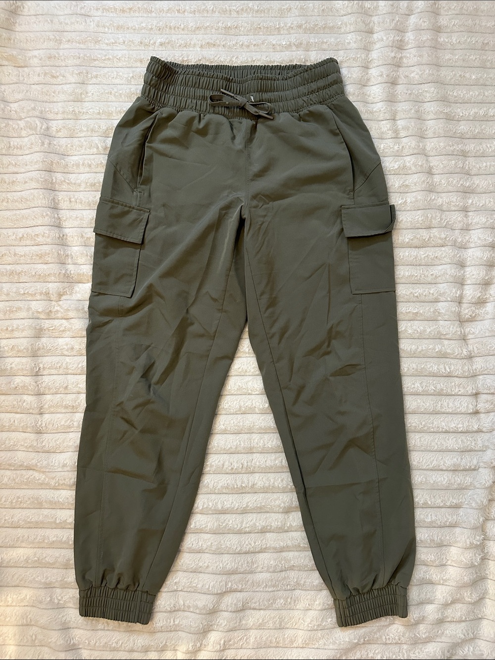 Avalanche Olive Cargo Jogger Pants with Pocket Details